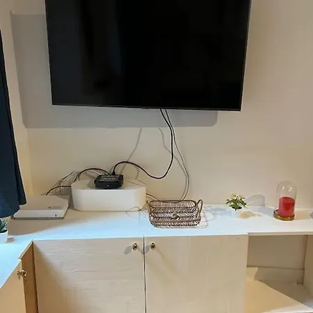 아파트 Loft Calme Au Coeur De La *