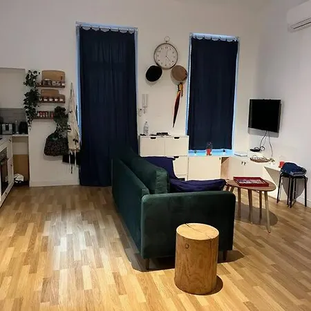 Апартаменты Loft Calme Au Coeur De La